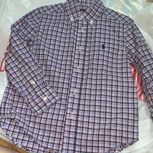 What is longsleeve shirt